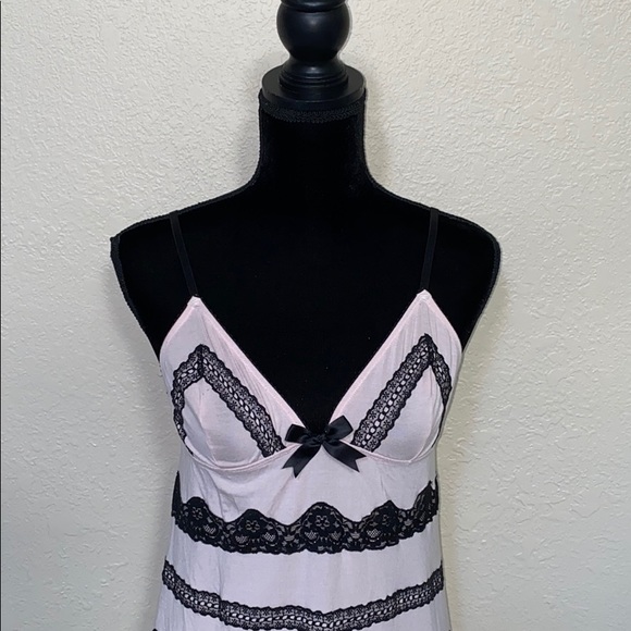 VS Slip - Picture 2 of 6